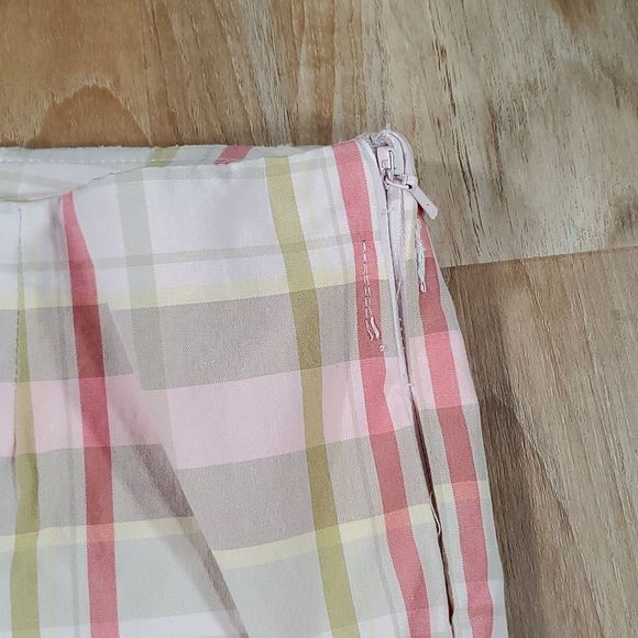 🔹️Ann Taylor Pink Plaid Capri Pants Size 8/29 - Picture 5 of 10